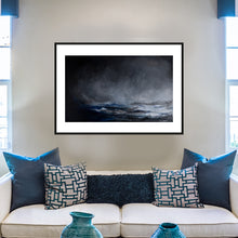 Last inn bildet i Galleri-visningsprogrammet, Kunstplakat Horizon I på vegg av Cecilie Rubach